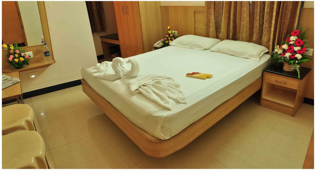 Hotel Sk Residency Coimbatore Esterno foto